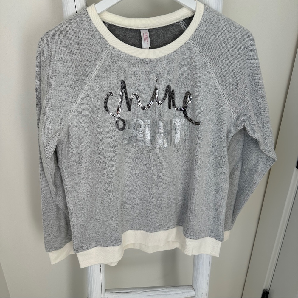 Xhilaration Gray and Cream Shine Bright Logo Loungewear Long Sleeve Top Size S